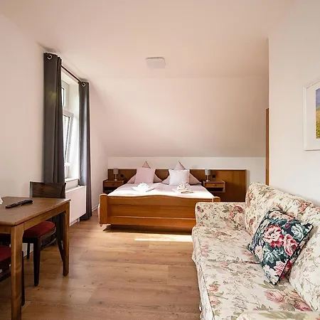 Rehlinger Hof Hotel